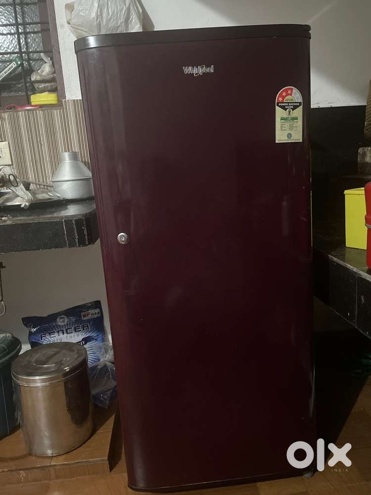 Whirlpool 184L Single Door Fridge – 1.5 Years Old, Excellent