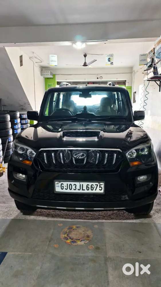 Mahindra Scorpio S10 2017 Diesel 203000 Km Driven