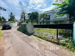 ആലുവ garege 18.5cent 3000sqt old house 1.50cr