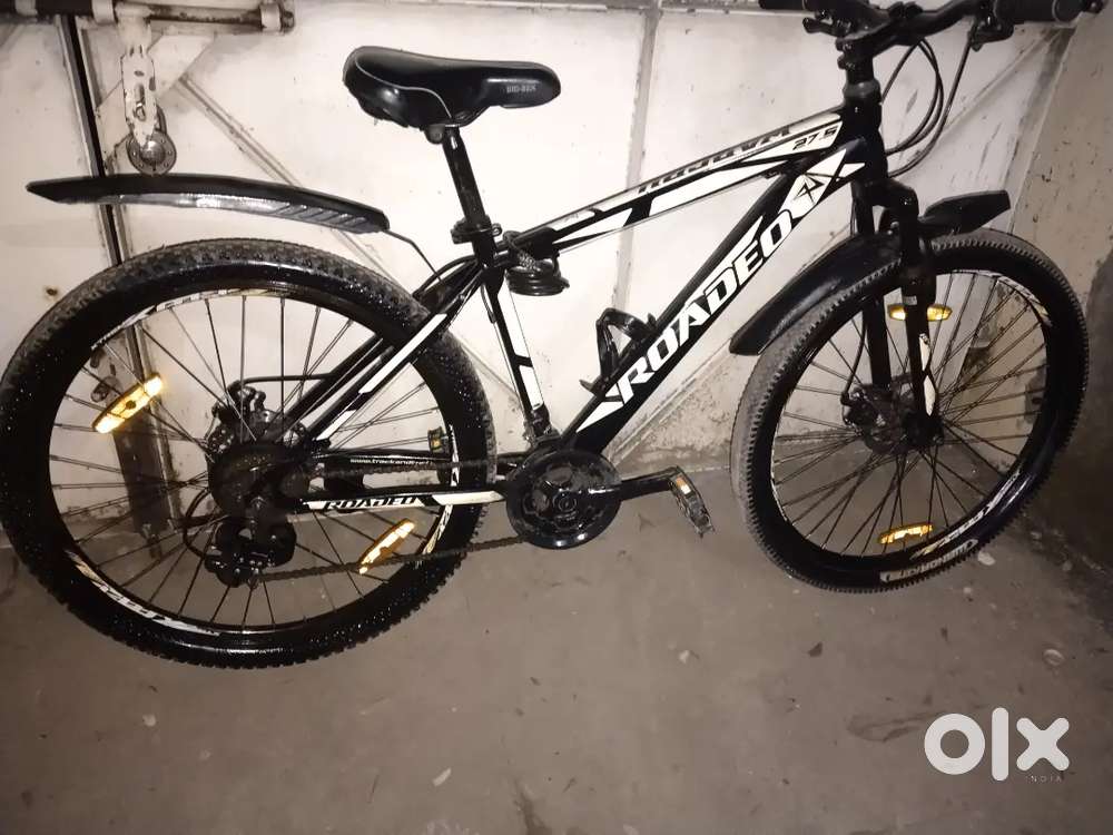 Very very good condition double disc break cycle 21 speed gear cycle