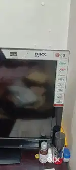 LG TV 32 inches