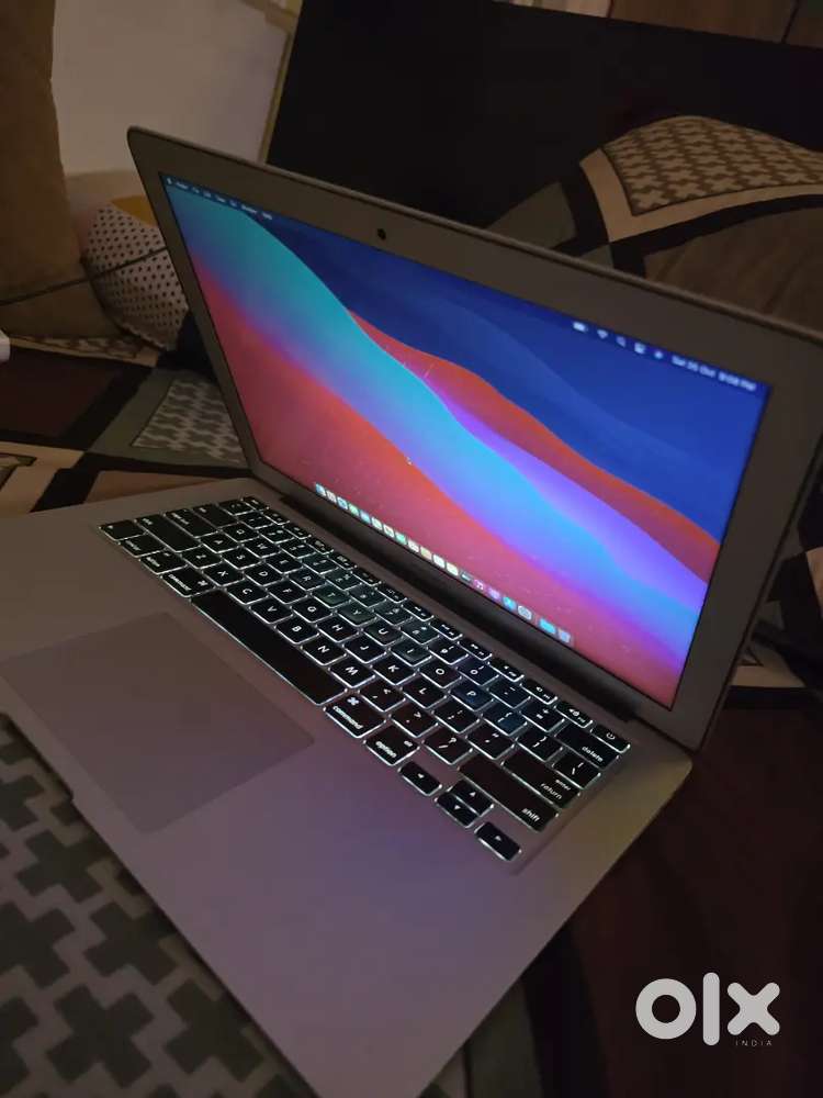 Apple Macbook Air (early 2014)