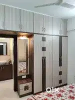 1/6 बीऐचके फलेट में वुडन फर्नीचर ऐंड ओल वकॅ समाधान अरजंन्ट