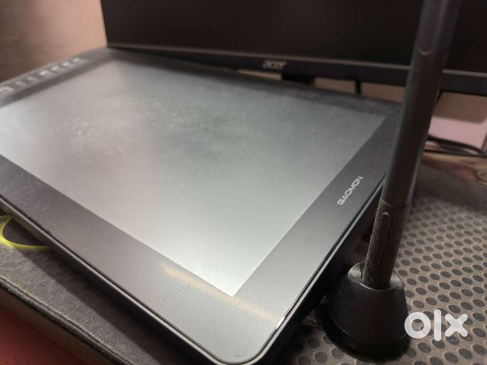 Selling my Drawing tablet with 15.6 inch screen GAOMON PD1561