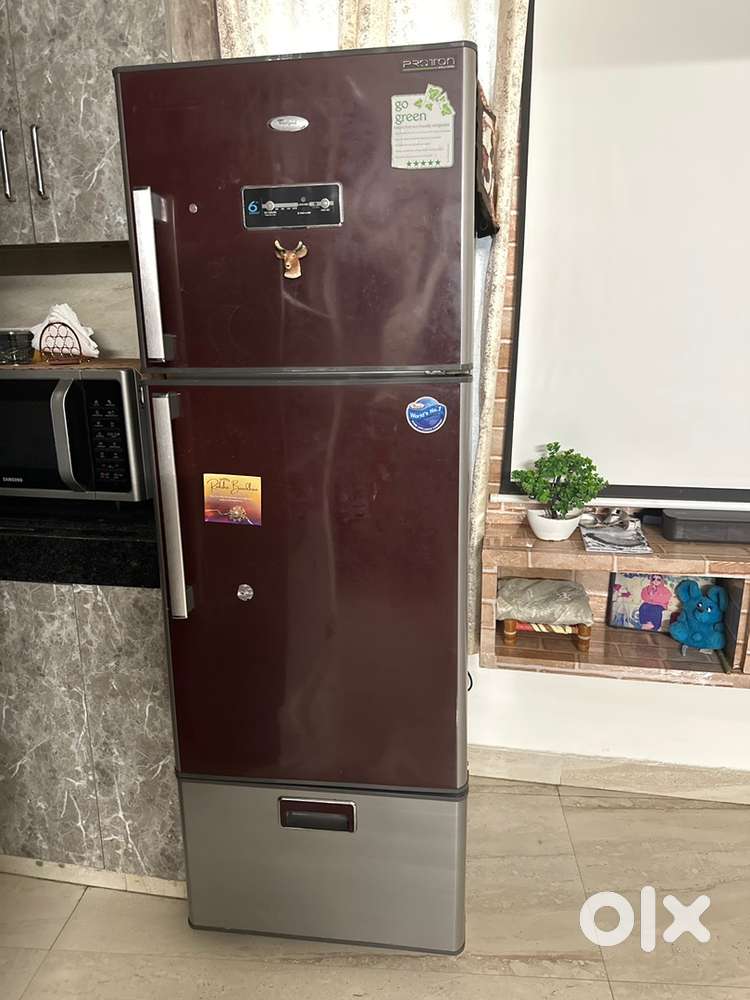 Whirlpool triple door 343litre fridge