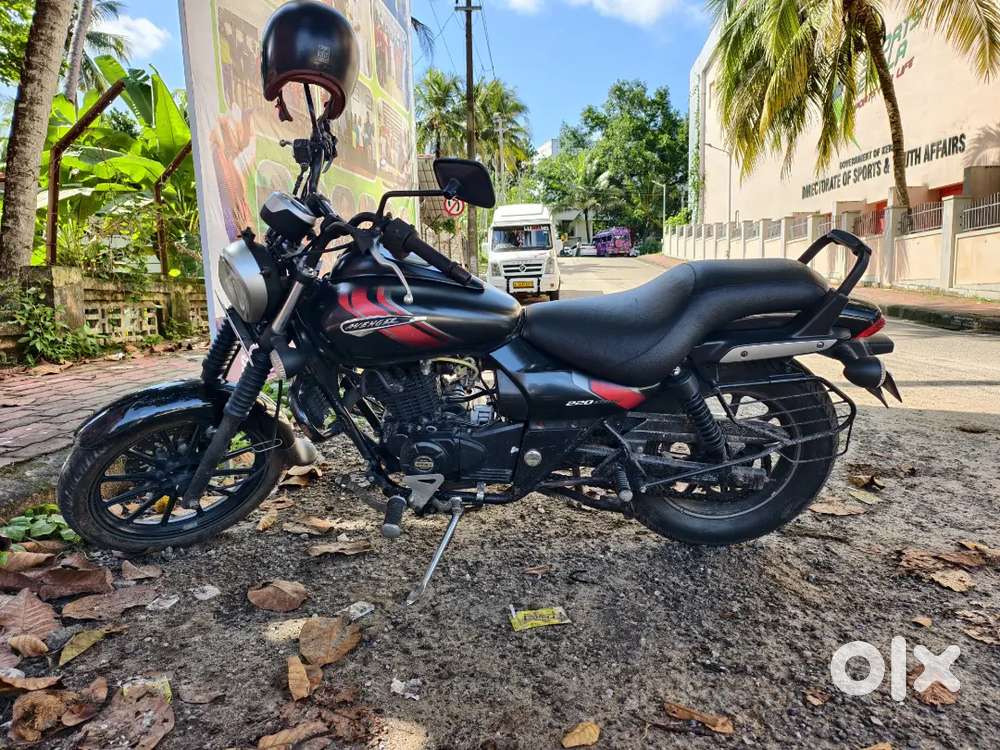 Bajaj Avenger 2018 model