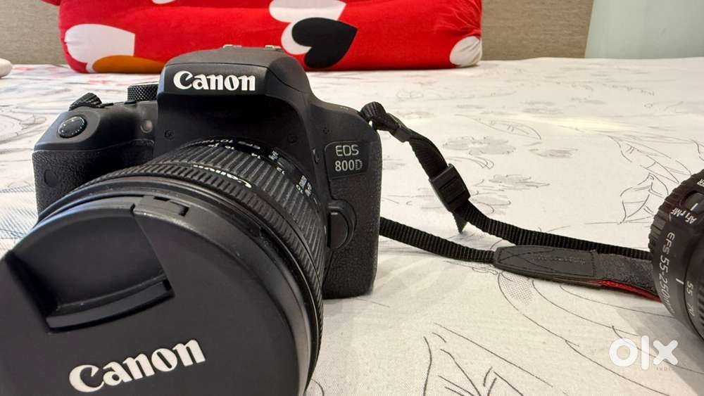Canon 800D