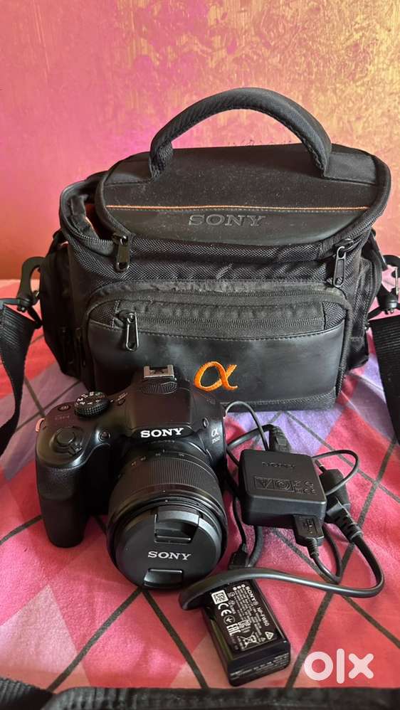 Sony alpha 3500 camera for sale or exchange with high end mobiles