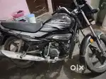 Bike bahut badiya hai sab ok hai ek dum bike me