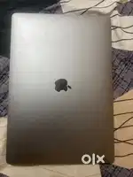 Macbook pro 512gb intel core 7 with installed graphics card