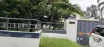 Aluva kadungalloor 27 cent 4000 sq old house tar road frondage