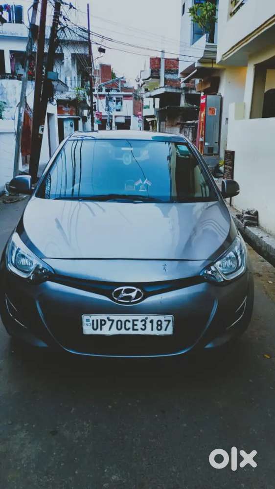 Hyundai i20 2013 Petrol with CNG Well Maintained 72000 KMs 2nd Owner
