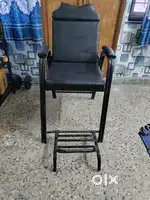 Salon Chair