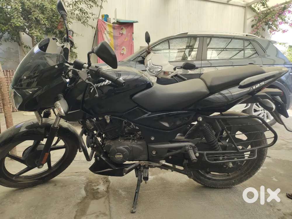 Pulsar125.   New condition
