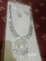 Urgently i want to sold chain