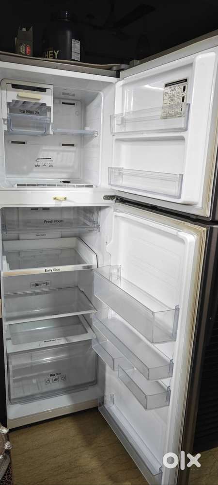 Samsung fridge 275 ltrs