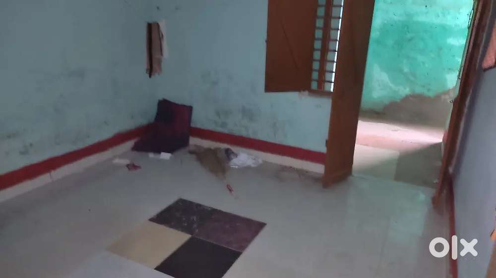 Single Room Available (Only Boys Bachelor) in Main Road Side Palasuni