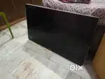 Old  Samsung Flat Screen TV 108 cm