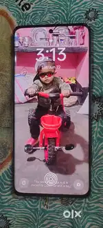 F27pro plus(8 + 4gb 256gb) in very good condition
