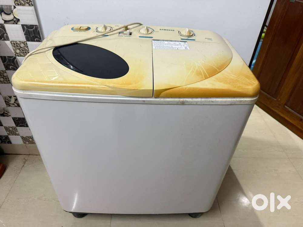 6.5 kg Samsung Semi Automatic Washing Machine