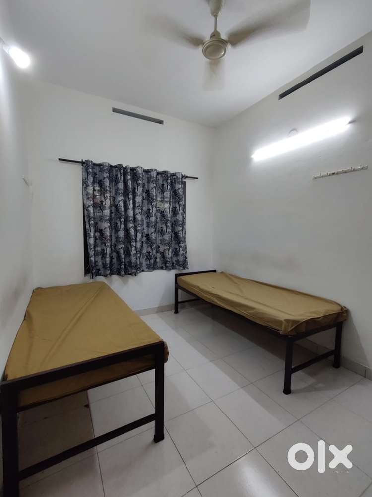 Room for Bachelor’s