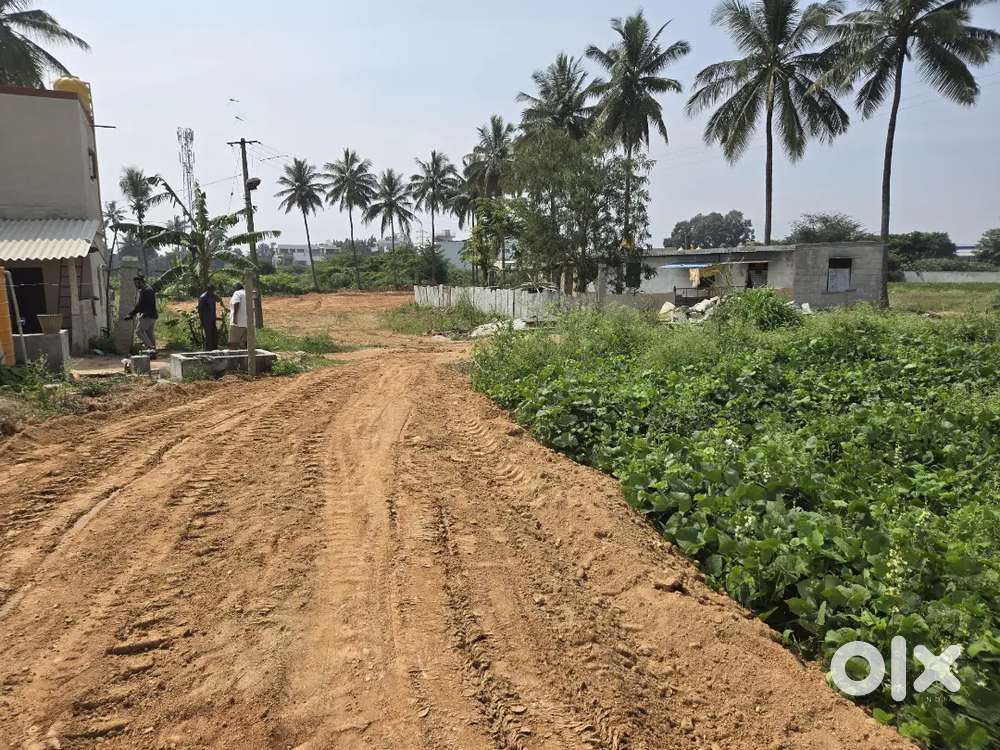 Its suitable for layout beside lic office n back side kannada bavana