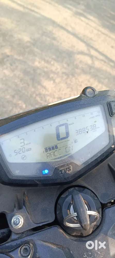 Gadi ka sab kuchh original hai