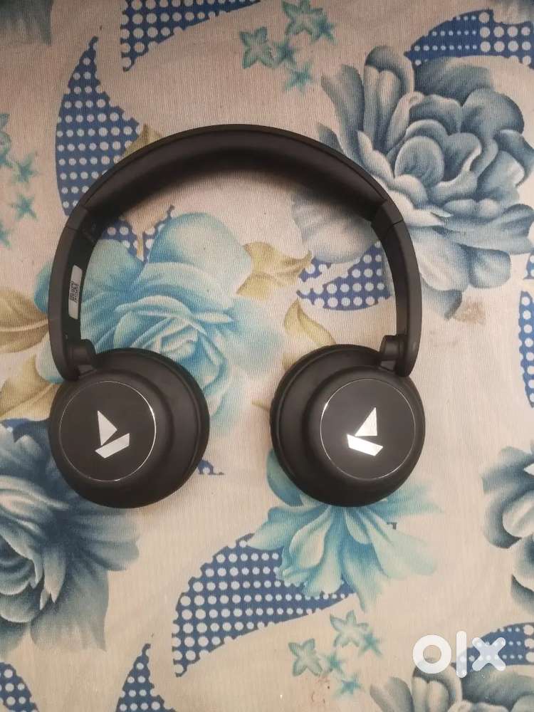 Boat Headphone