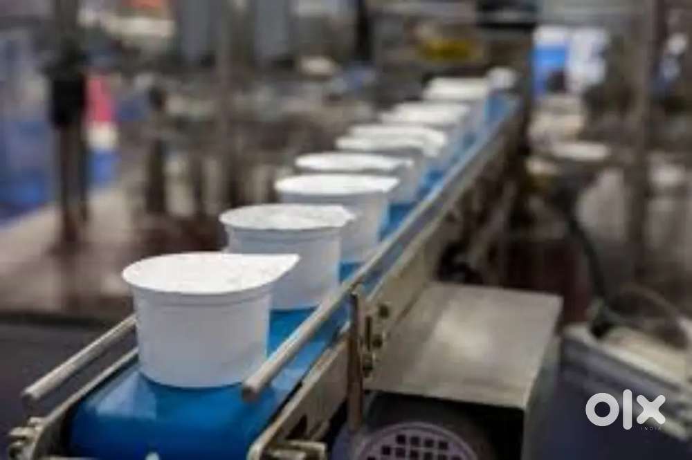 Wanted male/female packing helpers with food/ stay