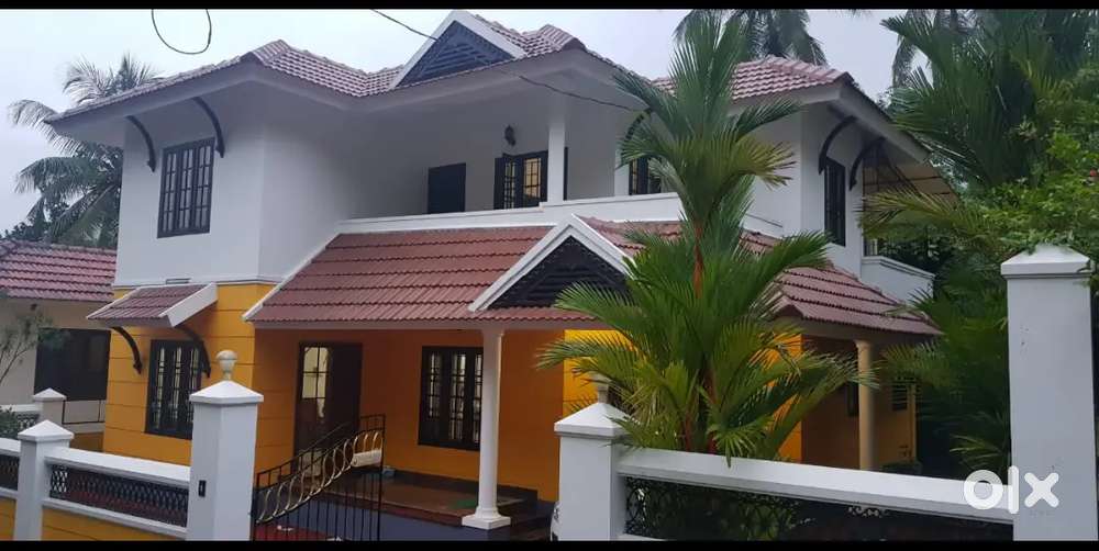 KOZHIKODE  CHEVAYOOR 2000sq.ft 4 BEDROOM HOUSE FOR RENT