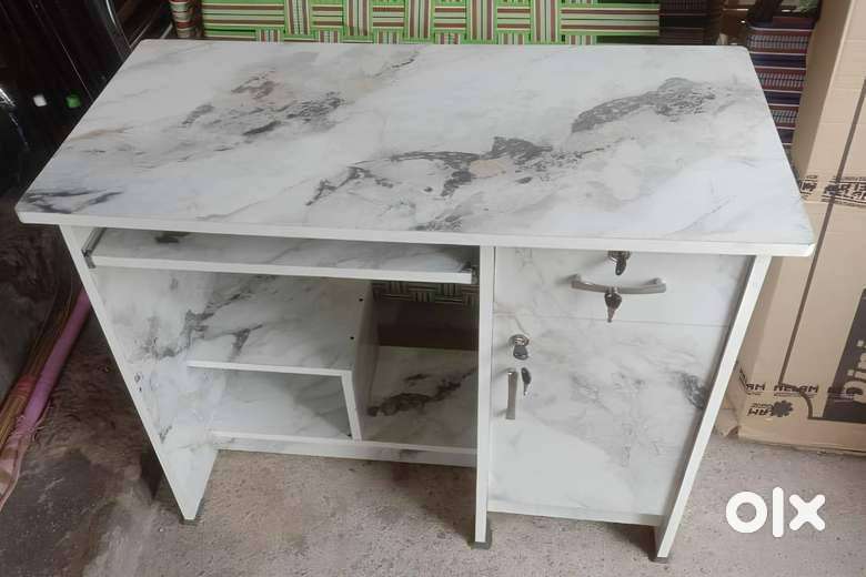 New Fresh (Unused) Wooden Computer Table / Office Table / Study Desk