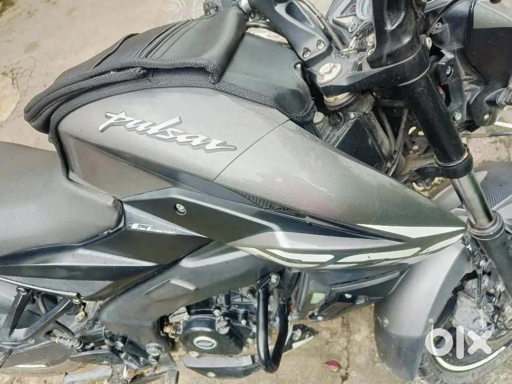 Ns 200 for sale near condition