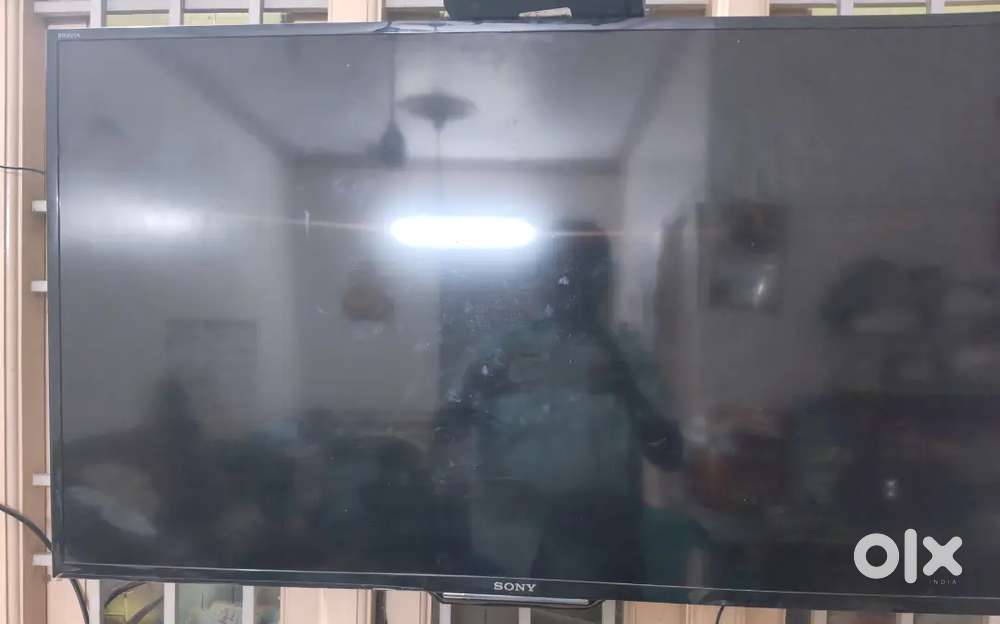 KLV-40R562C SONY LED TV