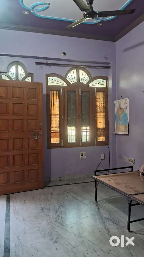 Fully independent 2 room set near by Purania.. Dhyey Ias, PW coaching