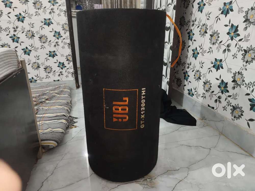 JBL GT-X1300THI car audio subwoofer, which is a high-performance tube.