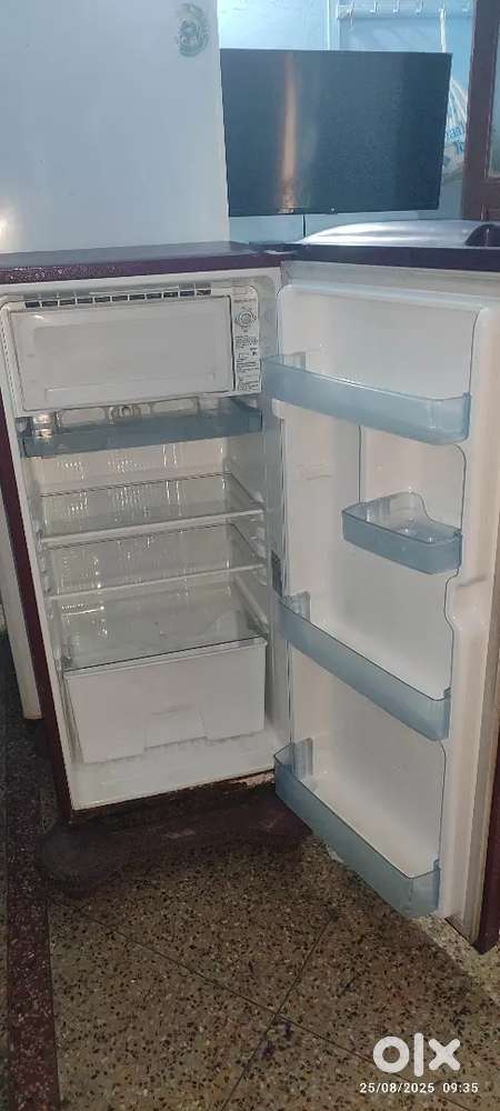 Samsung 190Ltrs friz good working