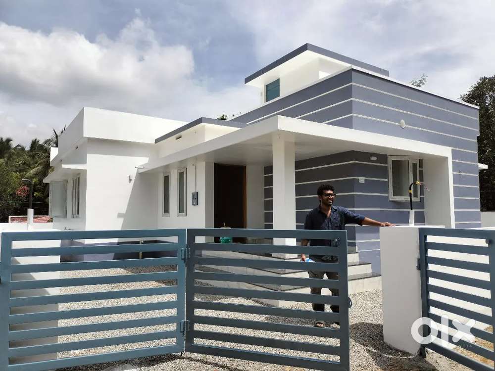 Villa near mahindra showroom