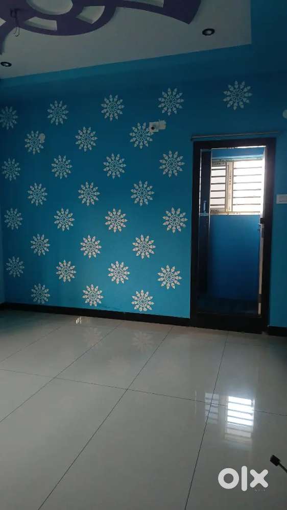 A house for rent,east facing