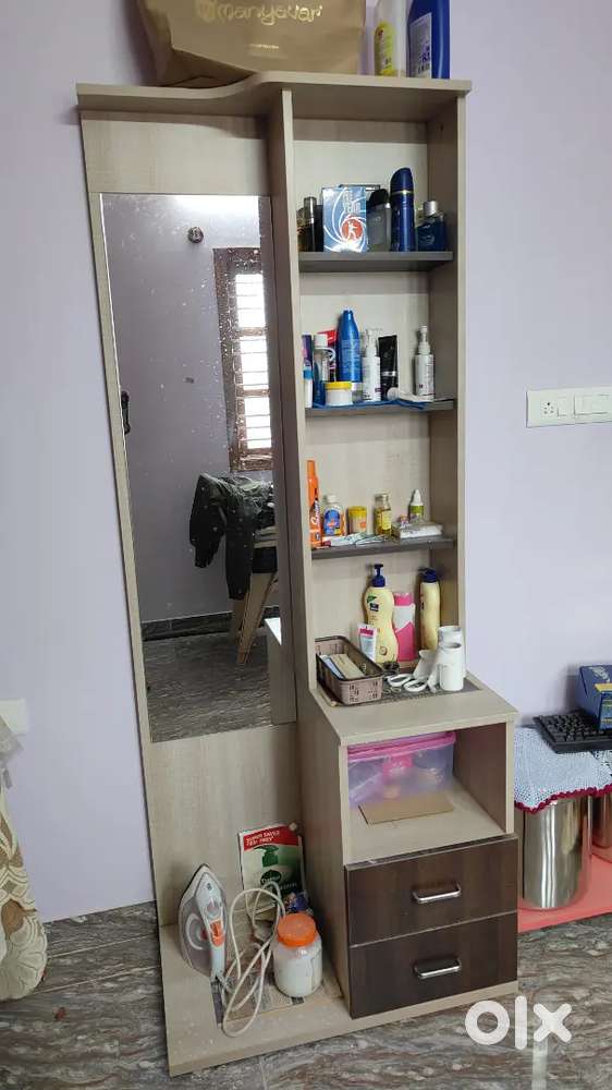 7ft Dressing table - 6 month old
