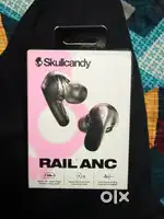 Skullcandy earbuds