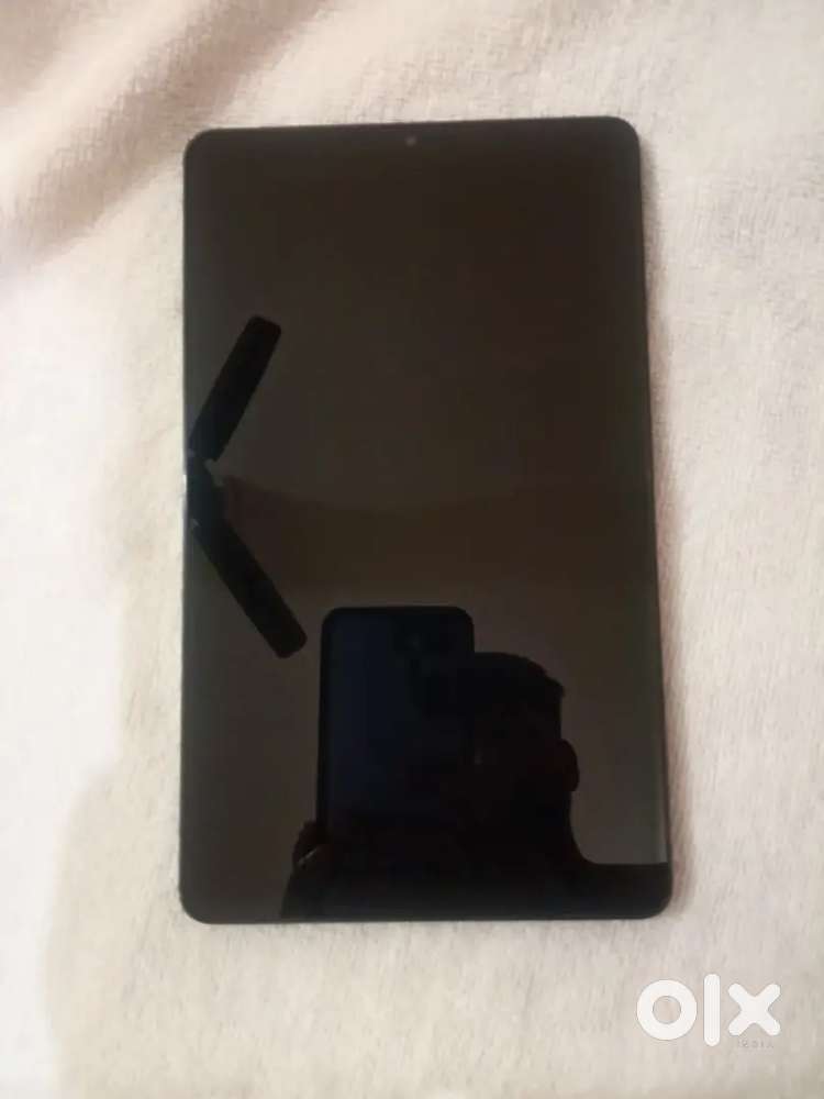 Sumsung tablet 4 gb ram 64 gb internal