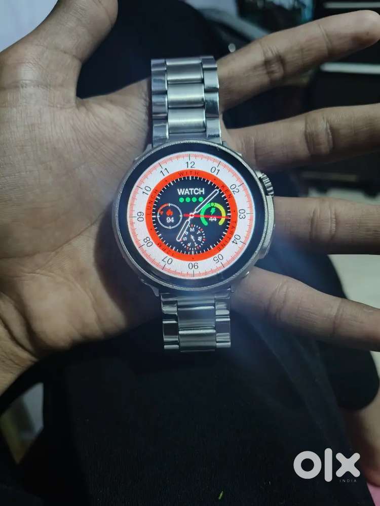 Fireboltt cyclone with metal strap