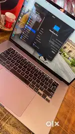 MacBook Pro 16inch (16/500GB) with TouchBar