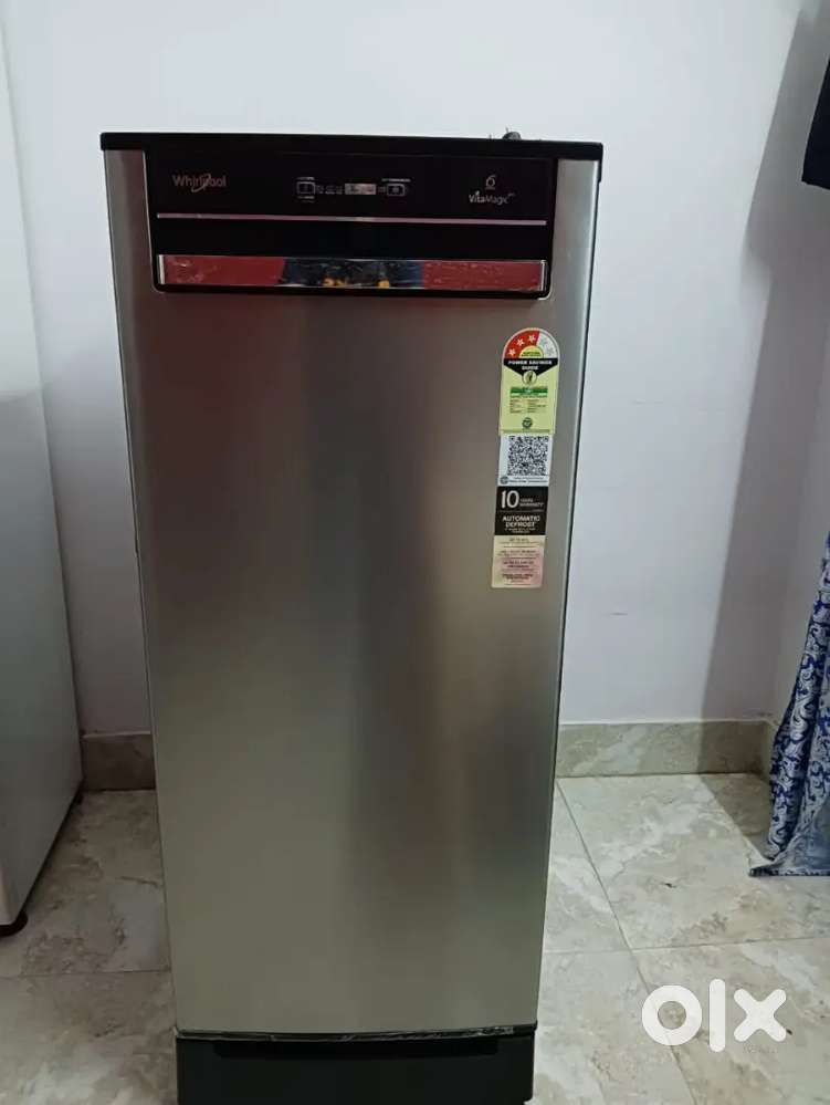 Whirlpool fridge 3 month old only new