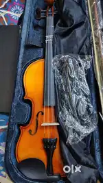 Hawaii Violin MV1412F 4/4 – Excellent Condition + Free Notes!