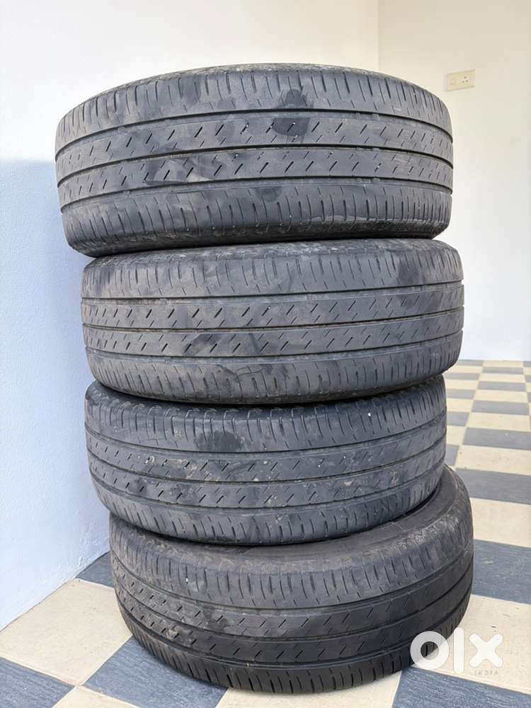 Bridgestone tyre for sale