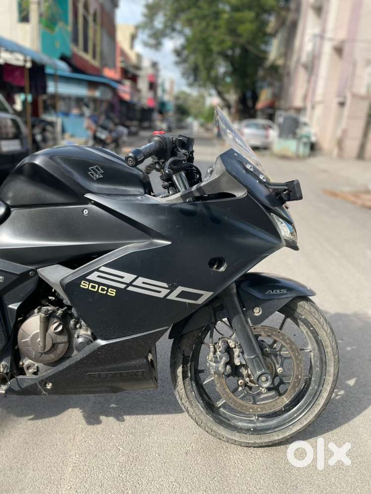 Suzuki GSF 250 2020 model urgent sale