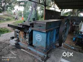 Sugarcane crusher, 15HP motor & diesel generator