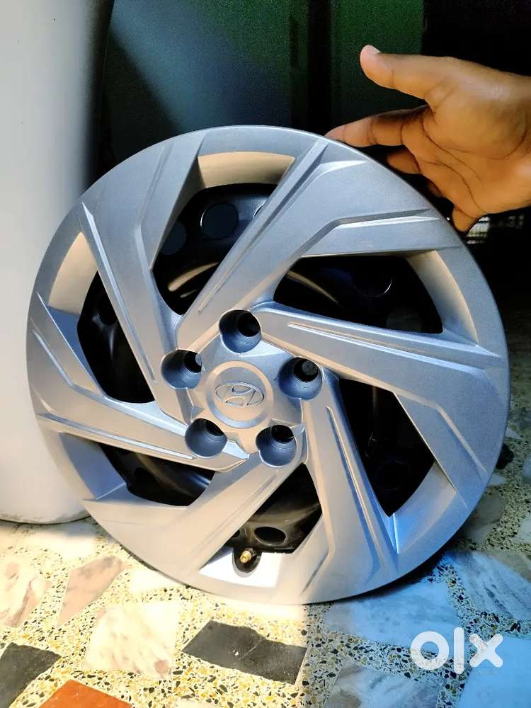 CRETA 2025 STEEL RIM, BRAND NEW , WITHOUT SINGLE SCRATCH.