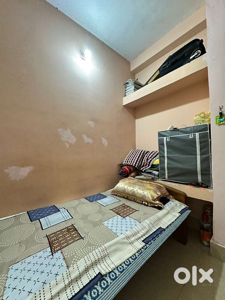 We Have 3 bhk ,Only 1 Roommate Needed (Only For JOB Holder not )